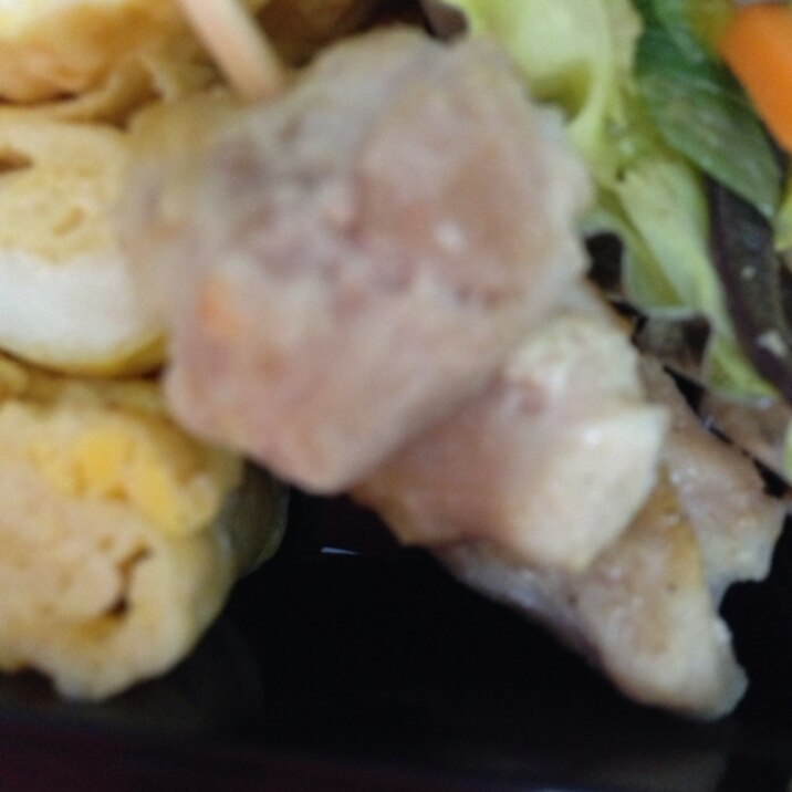 お弁当に☆爪楊枝で鶏肉の塩焼き(*^^*)